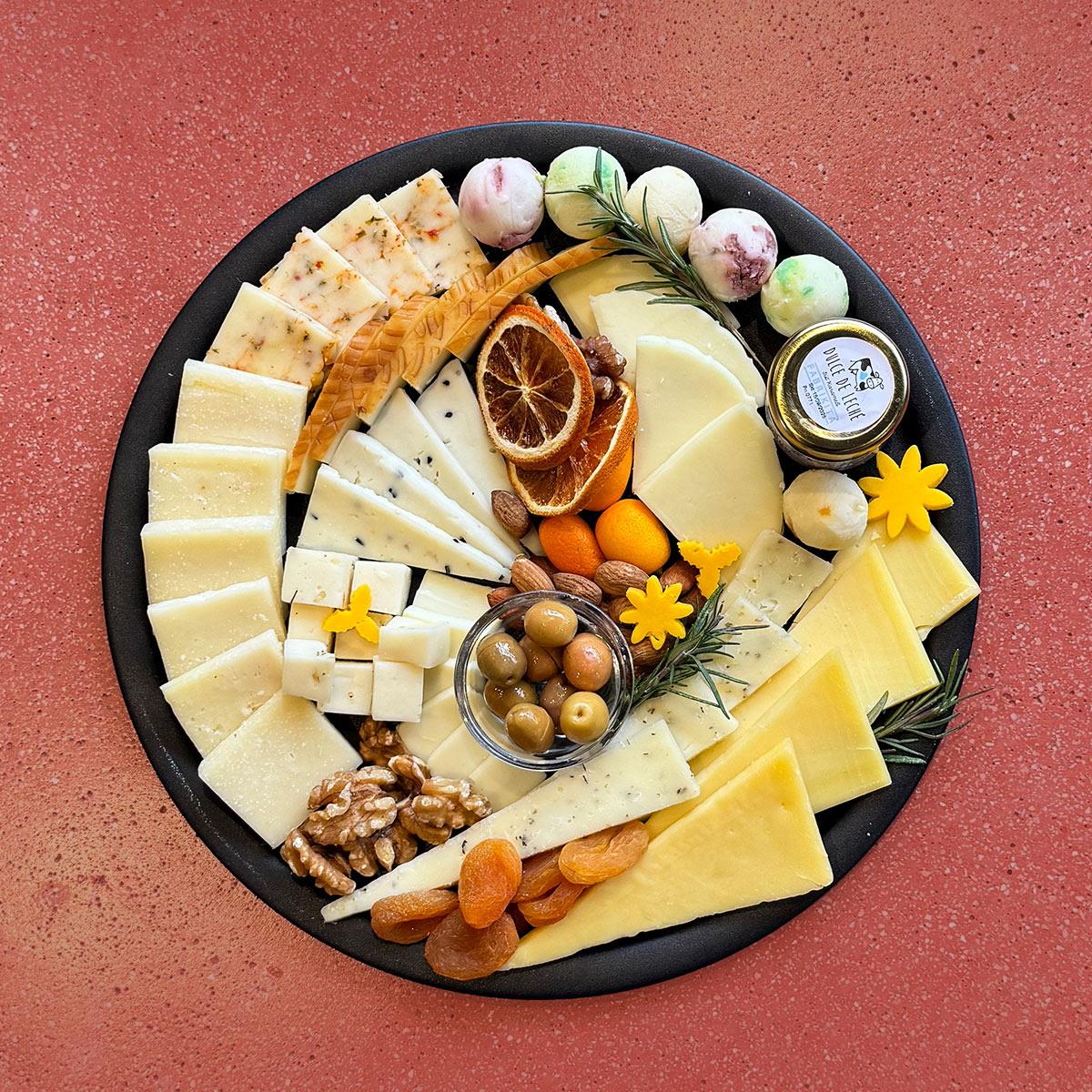 Karışık Peynir Tabağı